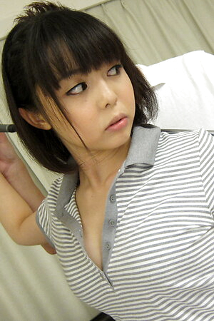 Naughty Tomoyo Isumi spreads all her holes in front of her trainer