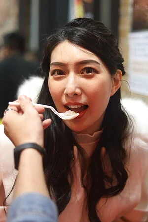 POV Date With Smoking Hot Brunette Babe, Jiaxin